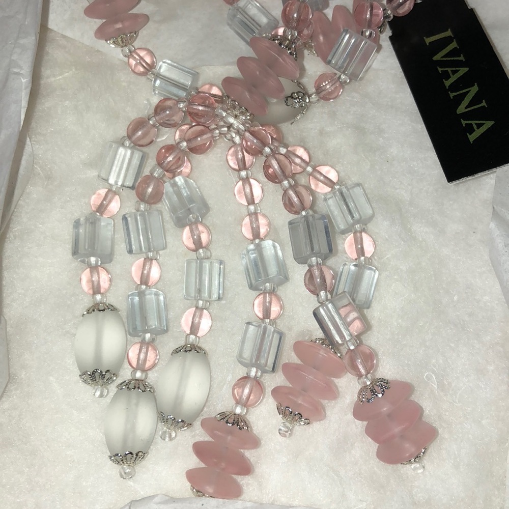 🌷RIP IVANA Pink, Clear & Frosted Beaded Designer Necklace